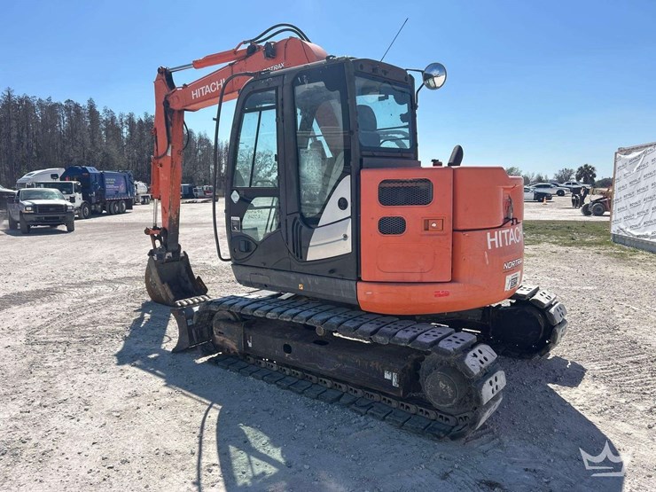 hitachi-zx75us-image-4