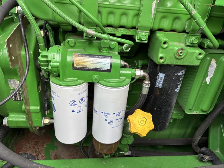 2013-john-deere-s690-image-89