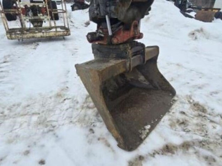 2017-kubota-kx080-4-image-25