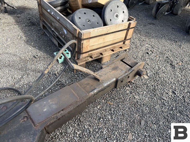 schlagel-mfg.-ripper,-implement-dolly,-great-plains-corn-planter-image-97