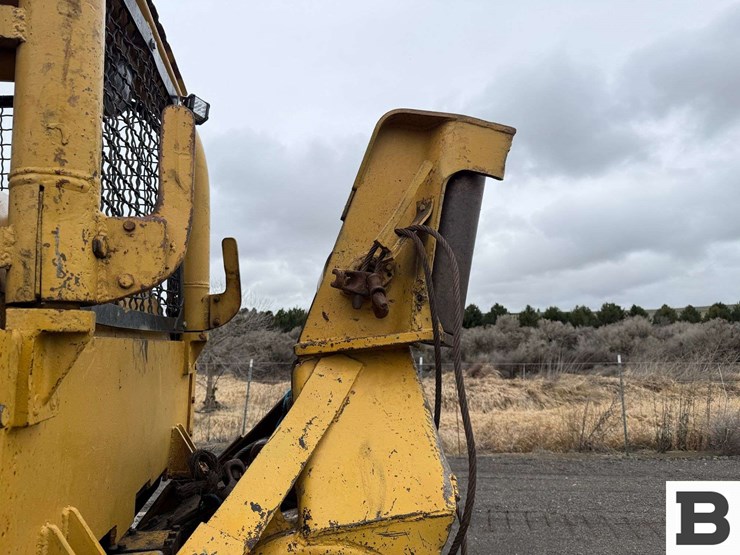 caterpillar-d6-image-24