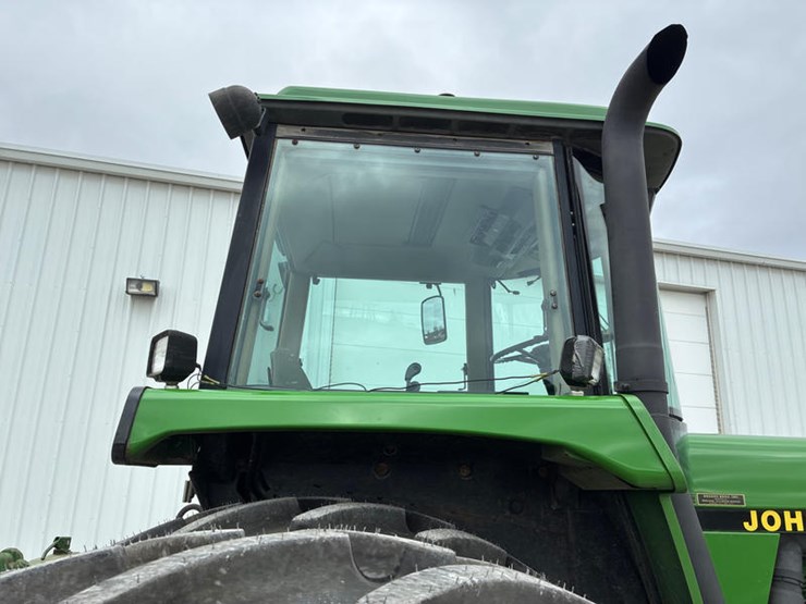 john-deere-4560-image-21