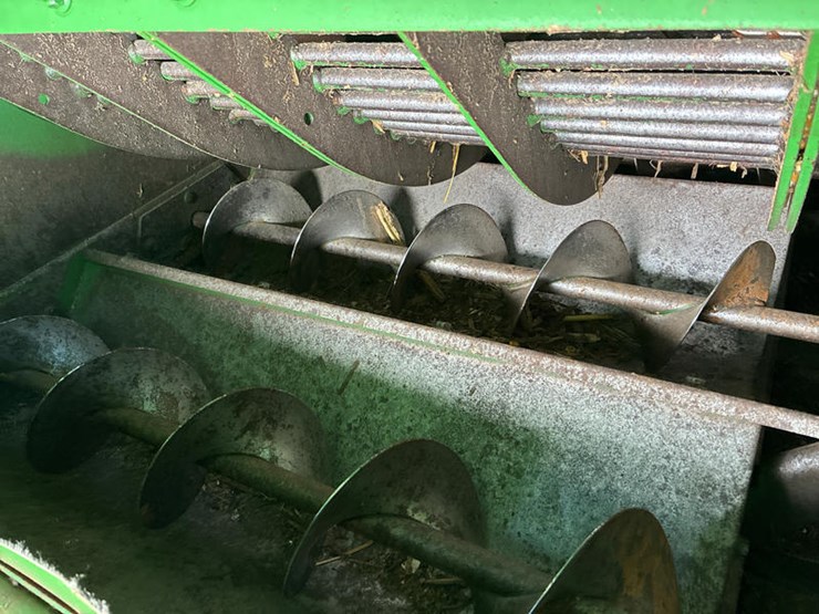 2013-john-deere-s670-image-66