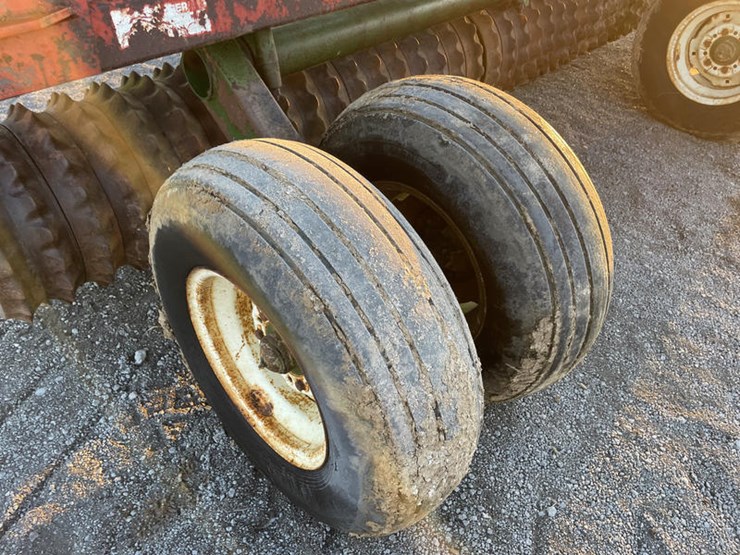 #5111-•-brillion-x-fold-packer-image-8