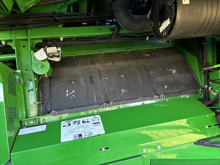 2017-john-deere-s680-image-56