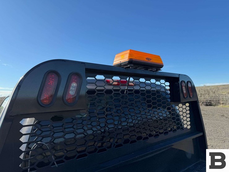 2003-gmc-2500-image-28