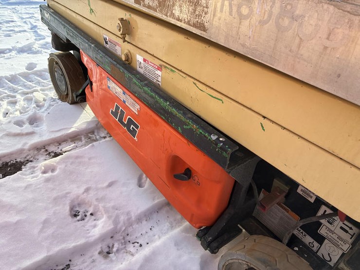 2007-jlg-1930es-image-20