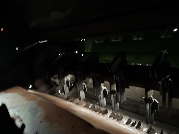 2014-john-deere-s680-image-60