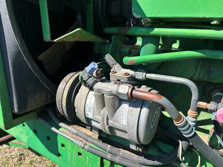 john-deere-4650-image-36