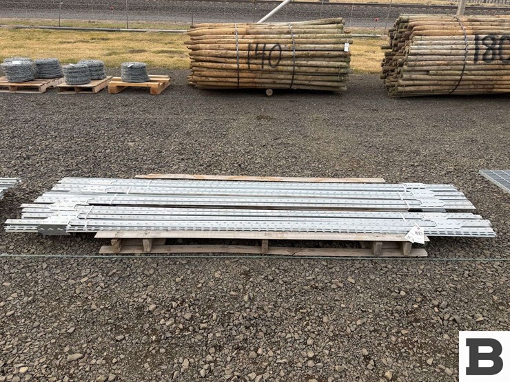 10'-galvanized-t-posts-image-1