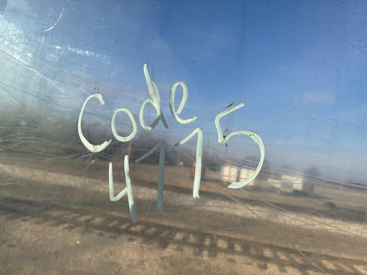 2011-deere-544k-image-33