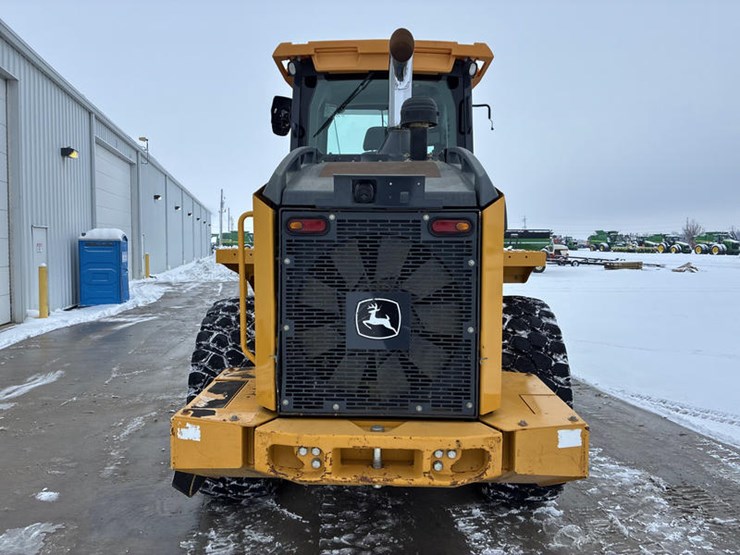 2019-deere-544l-image-8