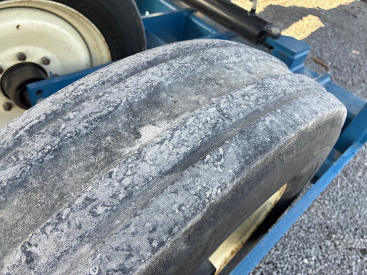 2010-kinze-3600-image-57