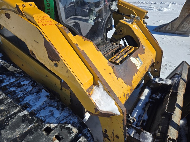 caterpillar-279d-image-17