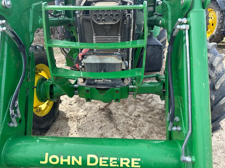 2011-john-deere-5090m-image-55