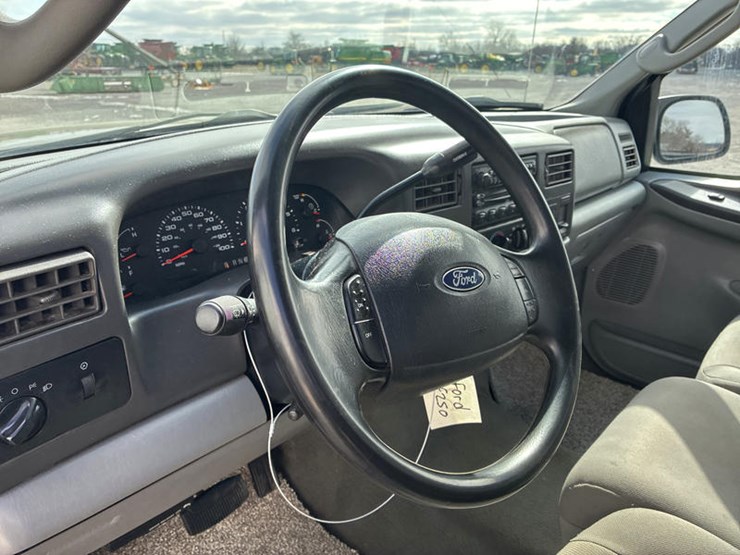 2004-ford-f250-image-55
