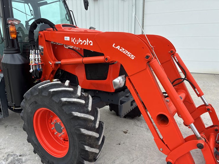 2024-kubota-m6-131-image-26