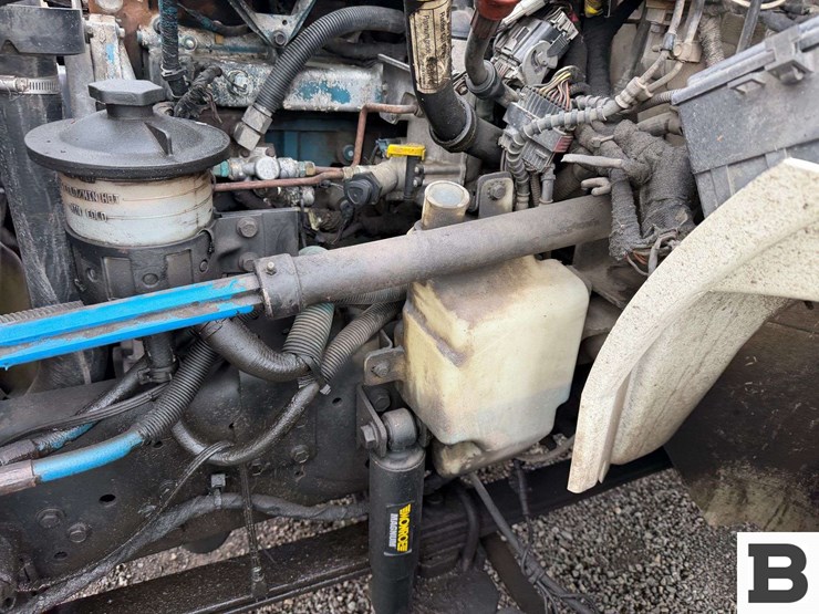 2006-international-durastar-4300-image-37