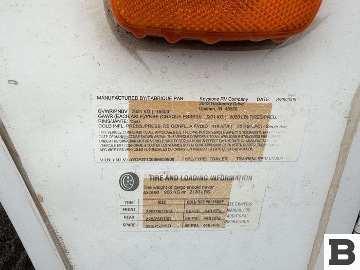 2006-raptor-3712ts-travel-trailer-image-12