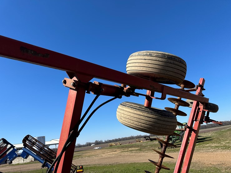 case-ih-3900-image-51