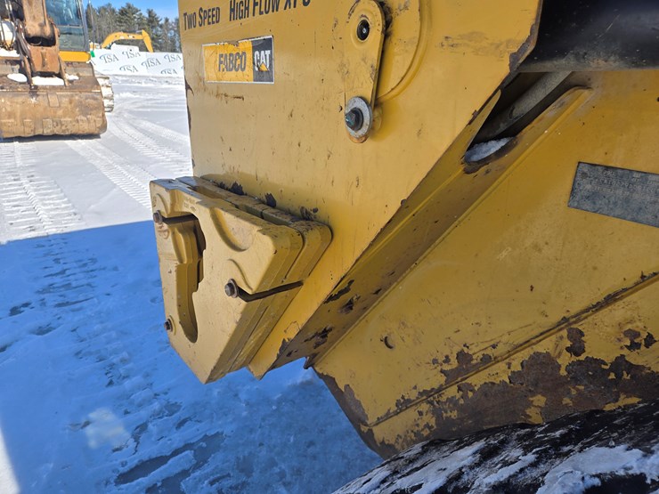 caterpillar-279d-image-27