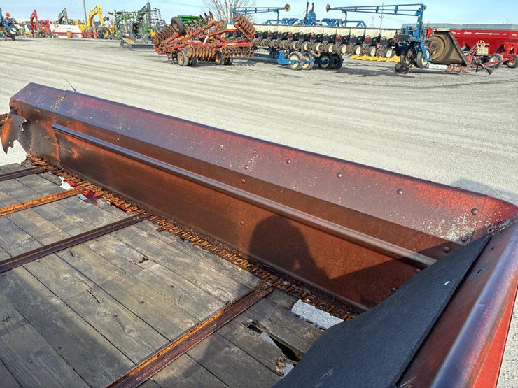 new-holland-513-image-9