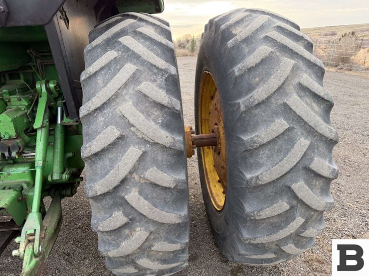 1982-john-deere-4440-image-33