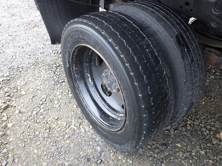 2011-ford-f450-image-18