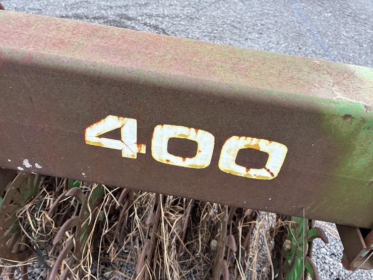 john-deere-400-image-17
