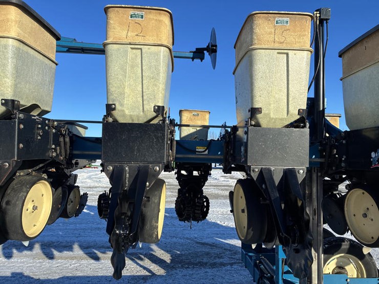 1999-kinze-2500-image-59