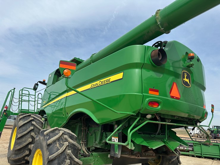 2020-john-deere-s770-image-21