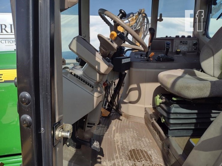 2009-john-deere-6330-image-13