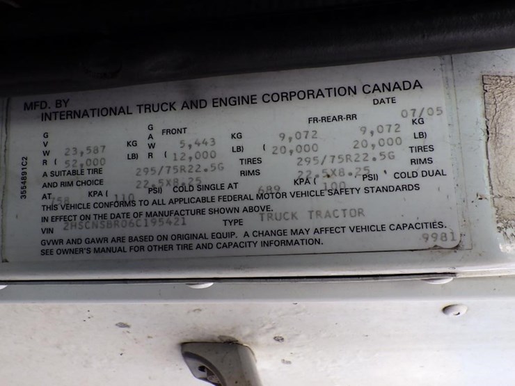 2006-international-9400-image-51