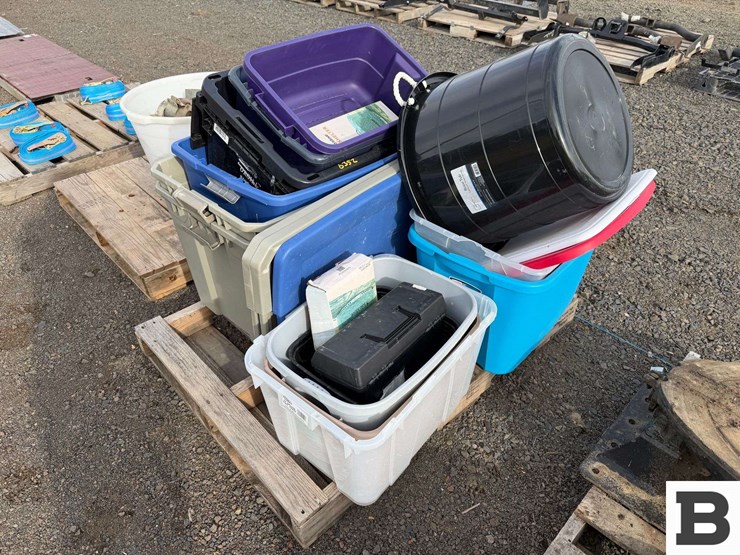 ..-plastic-bins/totes-and-solo-stove-yukon-shelters-image-7