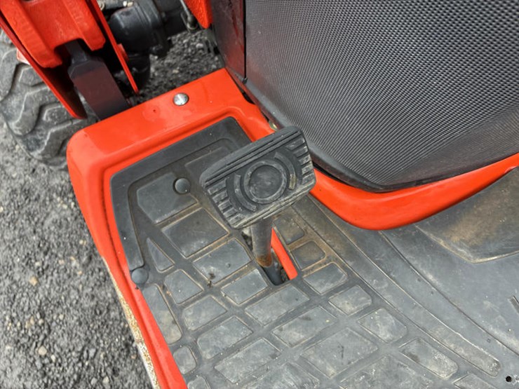 kubota-bx23slsb-r-1-image-52