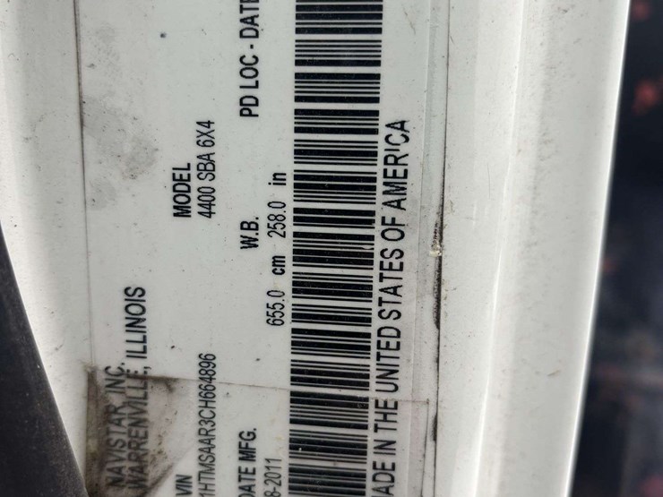 2012-international-durastar-4400-image-5