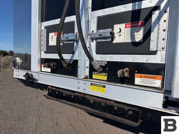 2015-valley-trailer-image-9