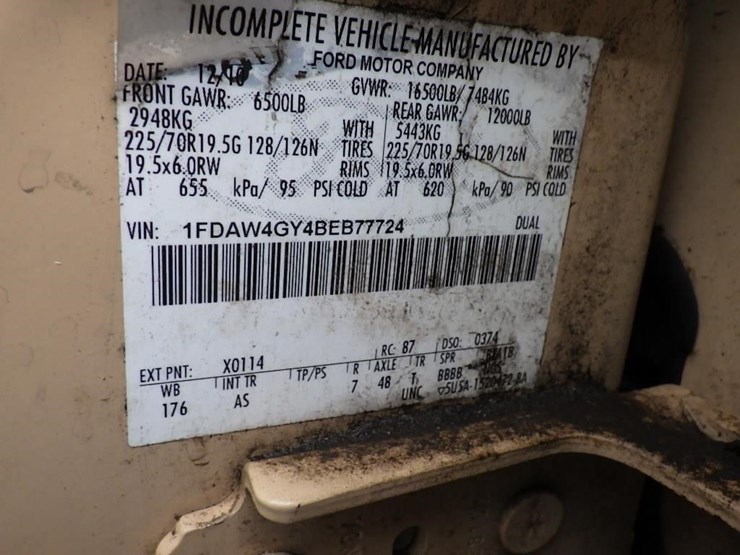 2011-ford-f450-image-33