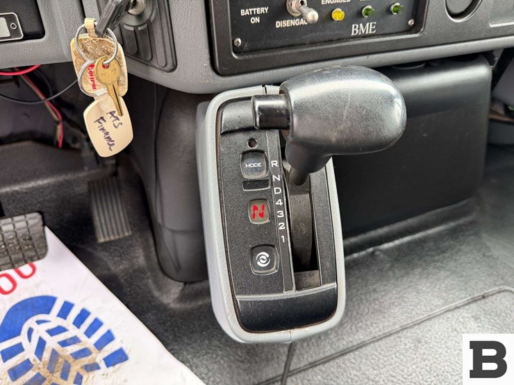 2005-international-7400-image-57