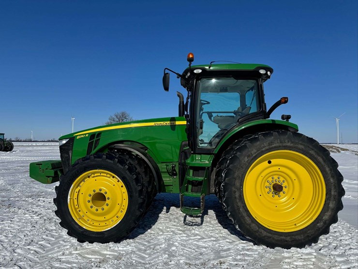 2012-john-deere-8310r-image-6