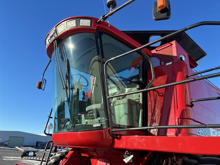 2008-case-ih-2588-image-22