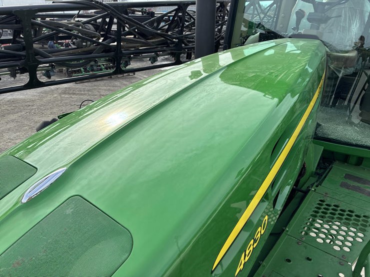 2014-john-deere-4830-image-62