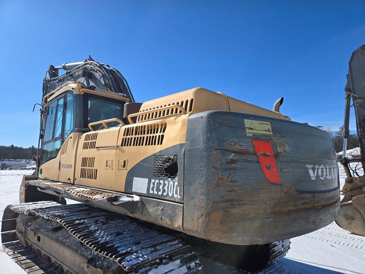 volvo-ec330-image-38