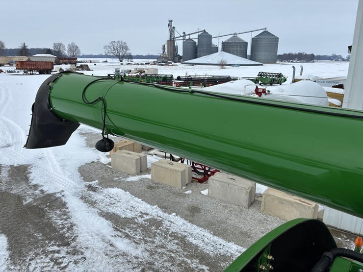 2011-john-deere-9670-sts-image-83