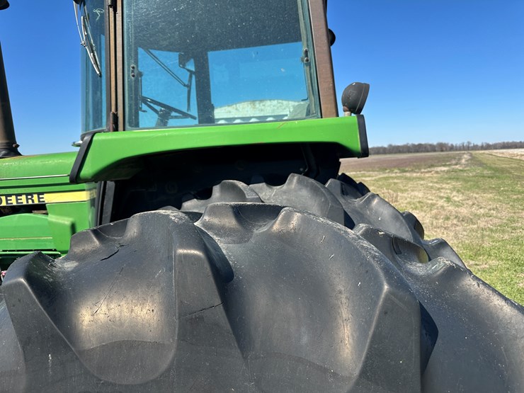 john-deere-4650-image-6