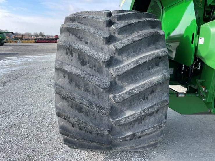 2017-john-deere-s680-image-32