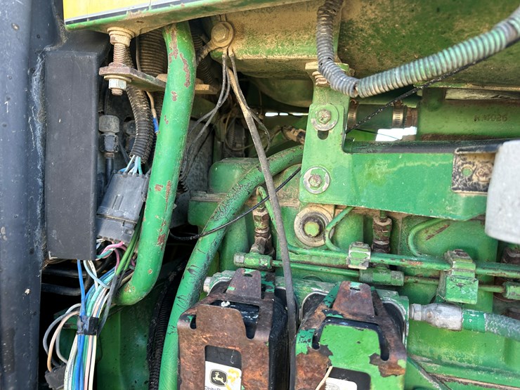 john-deere-4650-image-43
