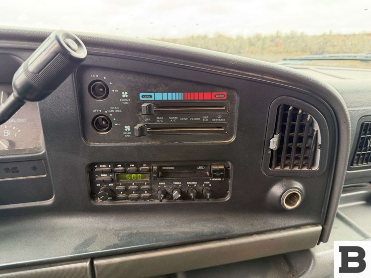 1992-ford-econoline-350-image-28