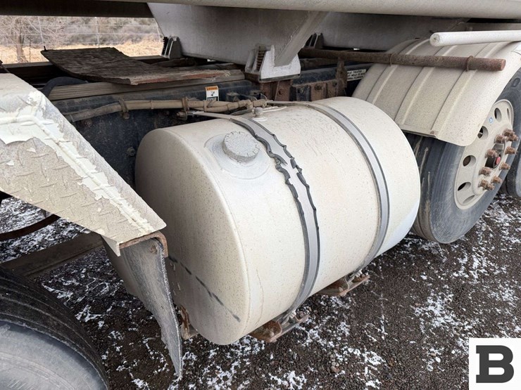 1998-kenworth-t800-image-15