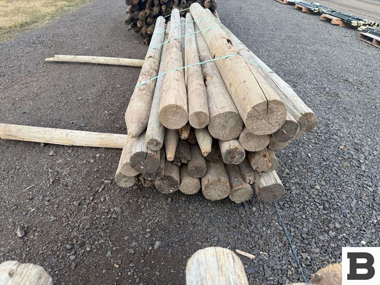 ..-wooden-posts-image-7